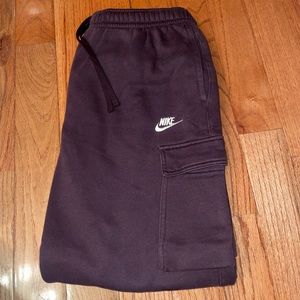 Nike Cargo Sweatpants / Joggers